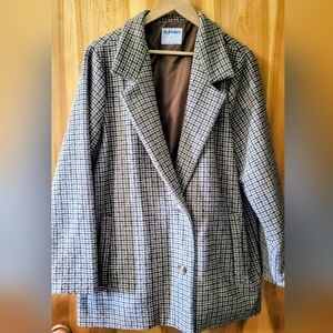 Old Navy Women's Black and White Checkered Blazer